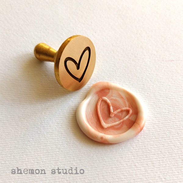 مهر برنجی طرح قلب