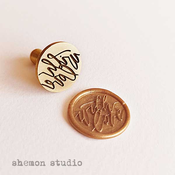 مهر برنجی طرح با عشق